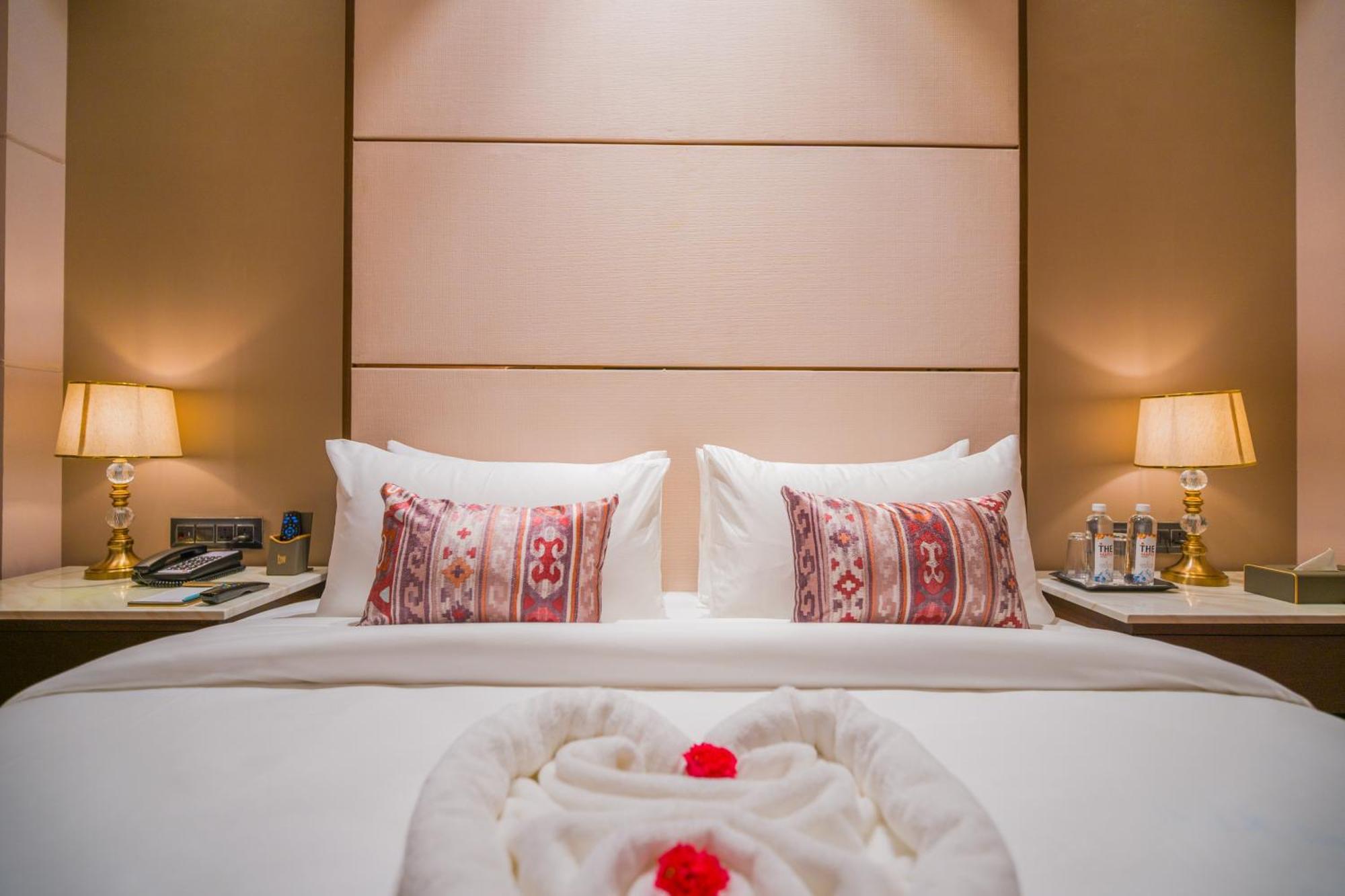 The Maple Hotel Бхопал Экстерьер фото
