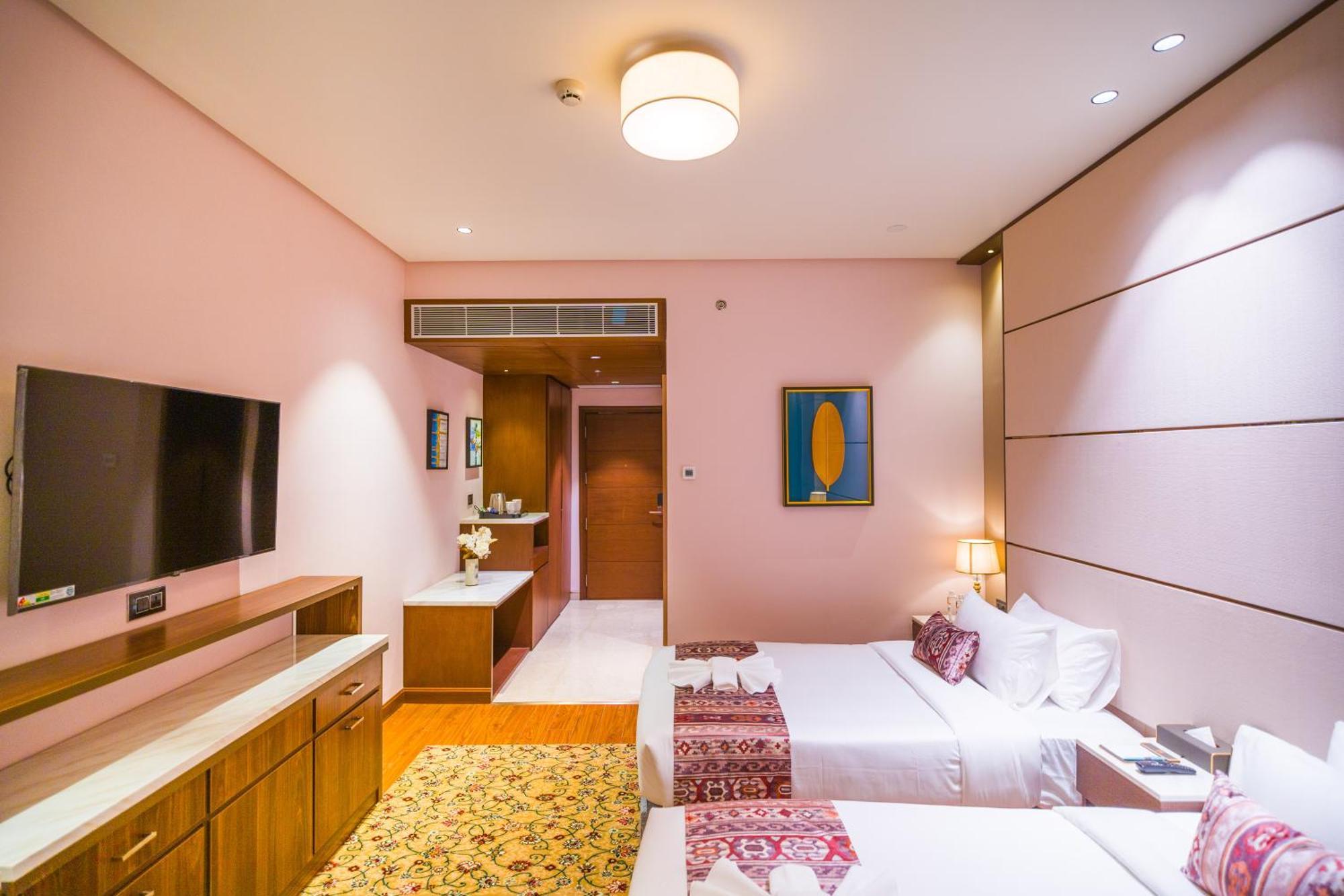 The Maple Hotel Бхопал Экстерьер фото